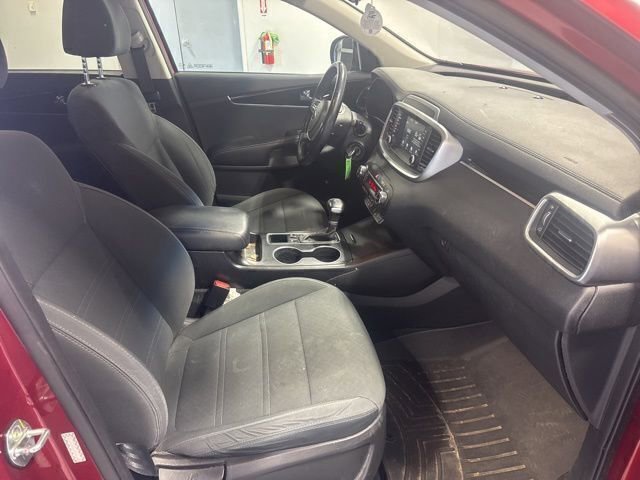 Used 2020 Kia Sorento LX w/ LX I4 Convenience Package image 22