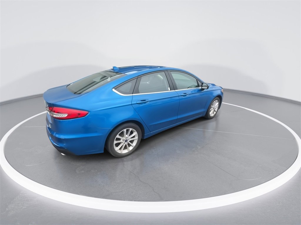 Used 2020 Ford Fusion SE image 8