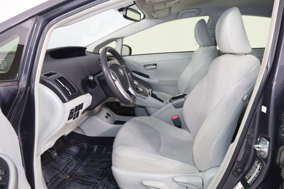 Used 2013 Toyota Prius Three FWD image 10