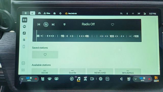 Used 2024 Rivian R1S Adventure image 51