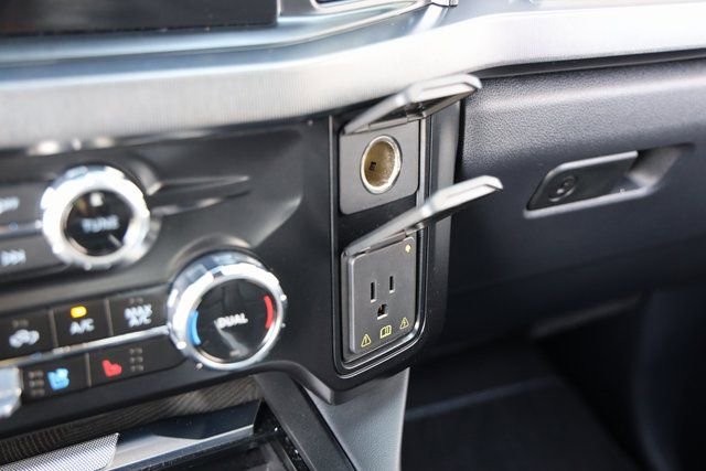 Used 2025 Ford F250 Platinum image 24