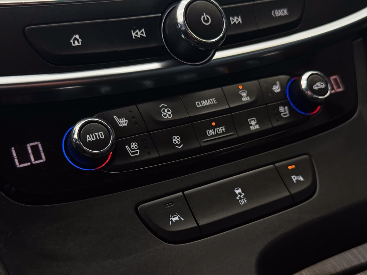 Used 2017 Buick LaCrosse Premium FWD image 52