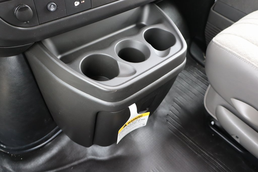 New 2025 Chevrolet Express 2500 Work Van w/ Driver Convenience Package image 20