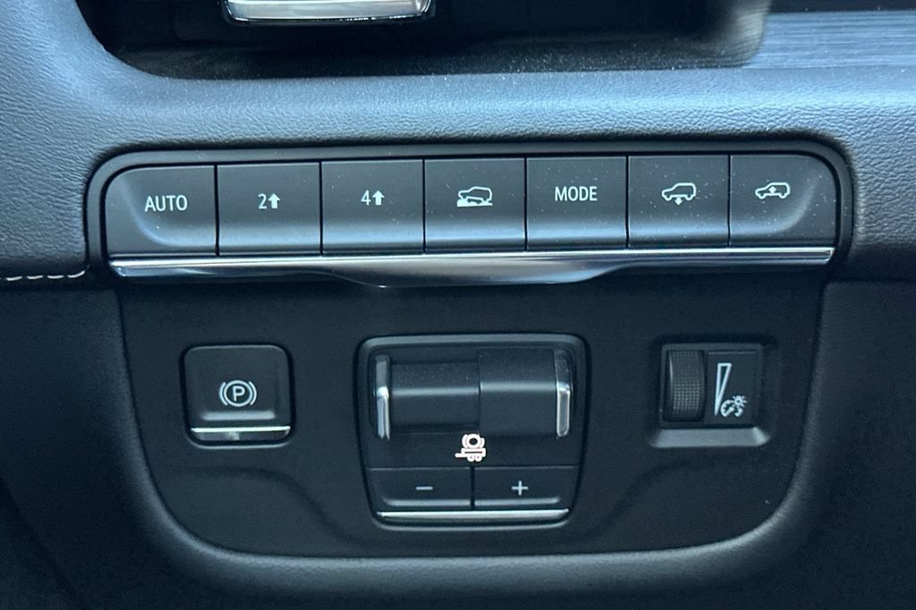 Certified 2021 Cadillac Escalade ESV Premium Luxury w/ Driver Assist Tech Package AWD/4WD image 41