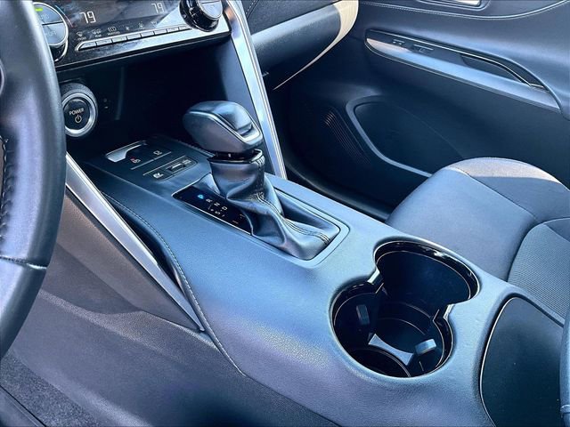 Used 2023 Toyota Venza LE image 19