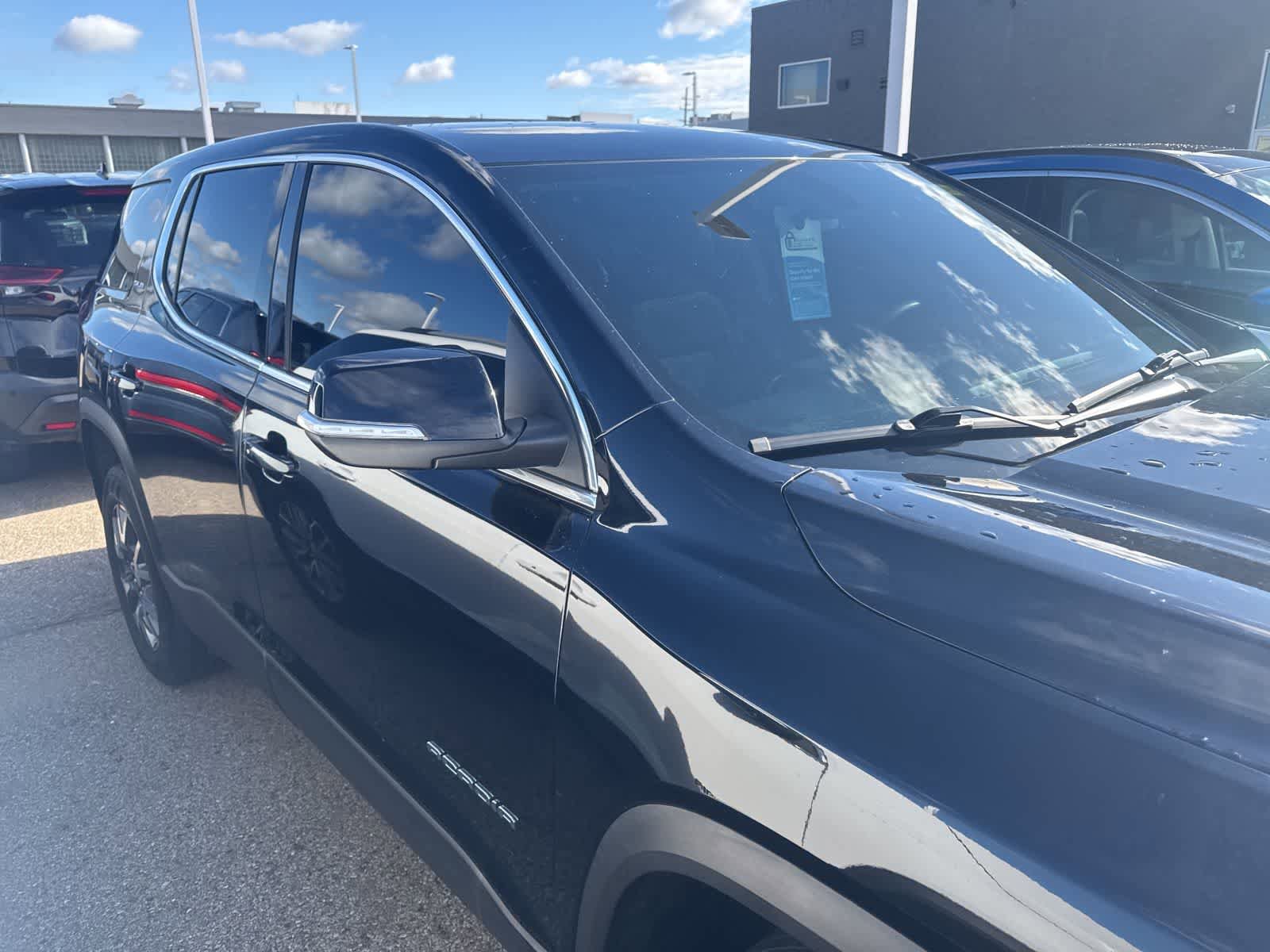 Used 2021 GMC Acadia SLE FWD image 26