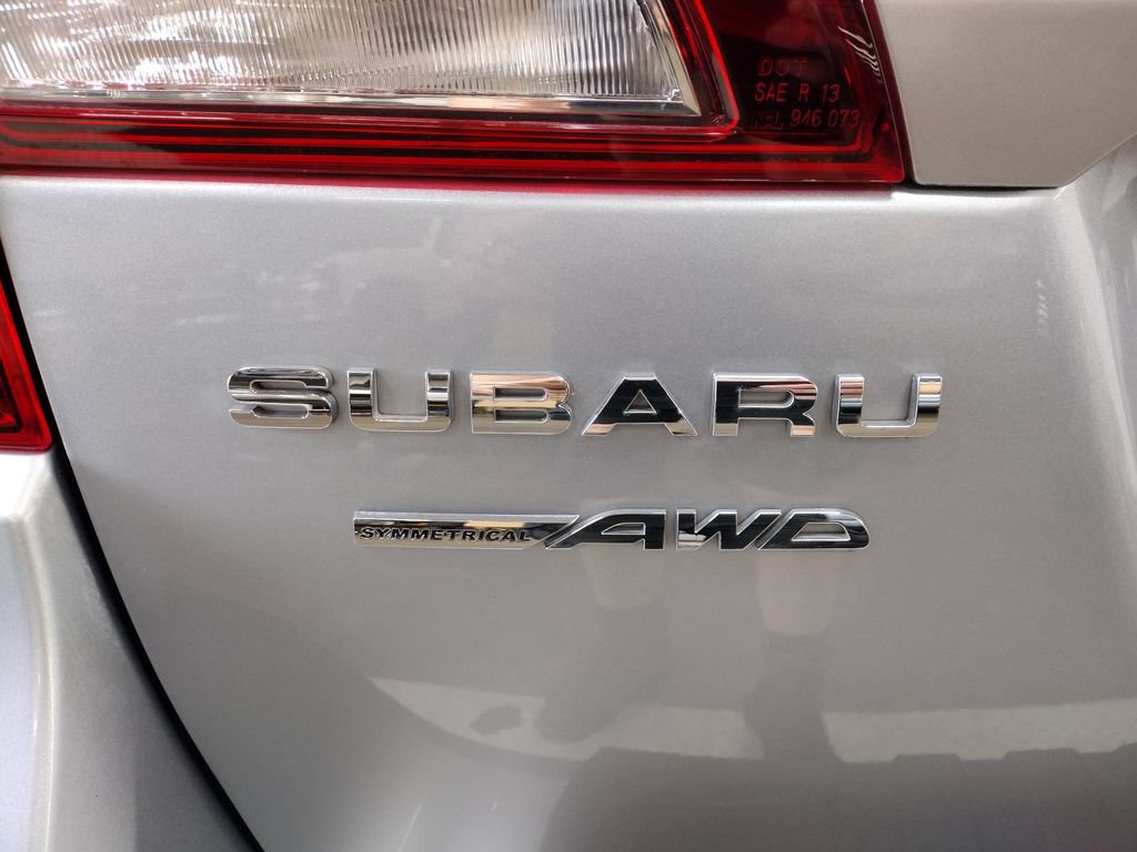 Used 2015 Subaru Outback 2.5i Limited AWD/4WD image 16