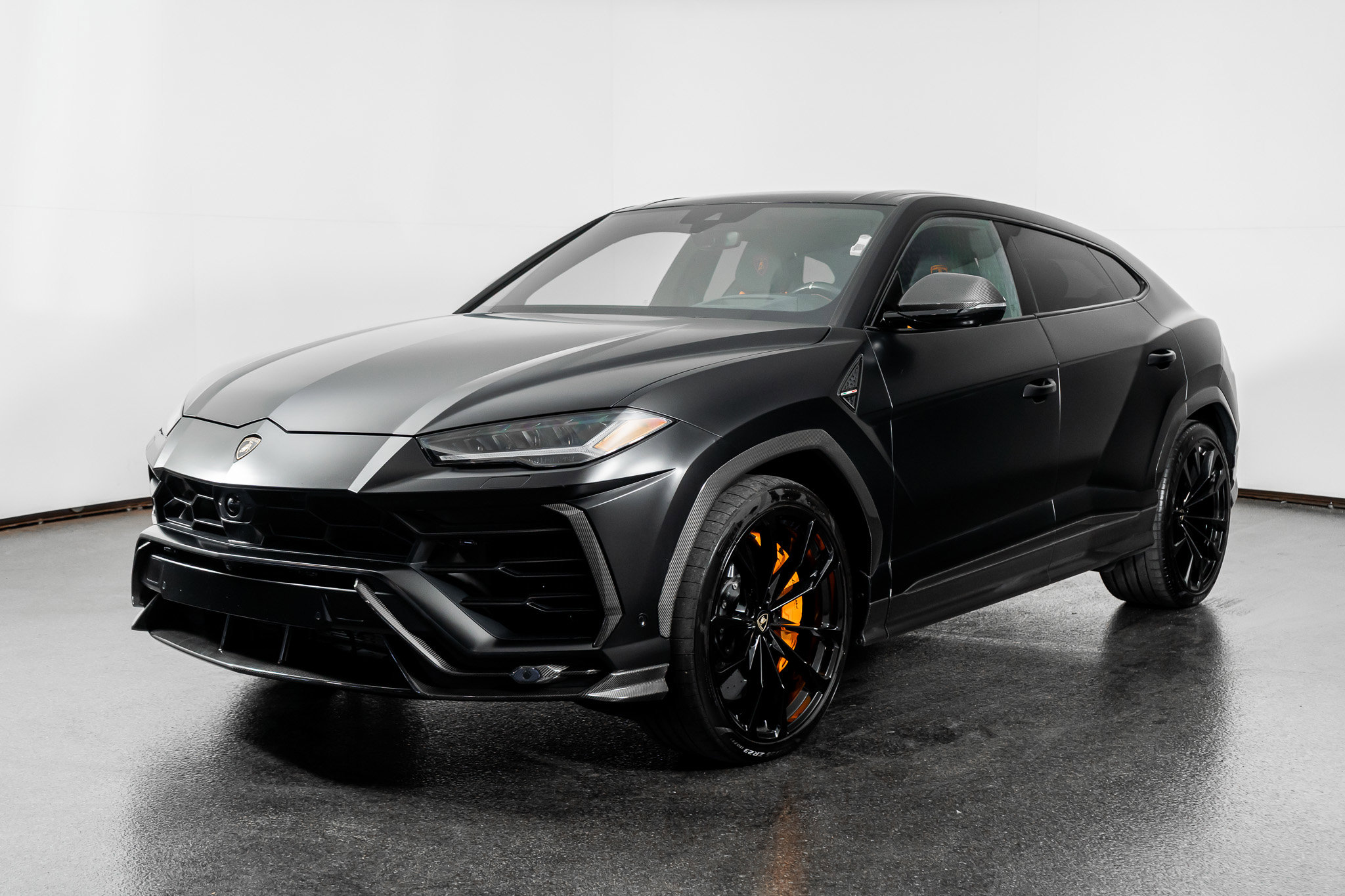 Used 2022 Lamborghini Urus image 21
