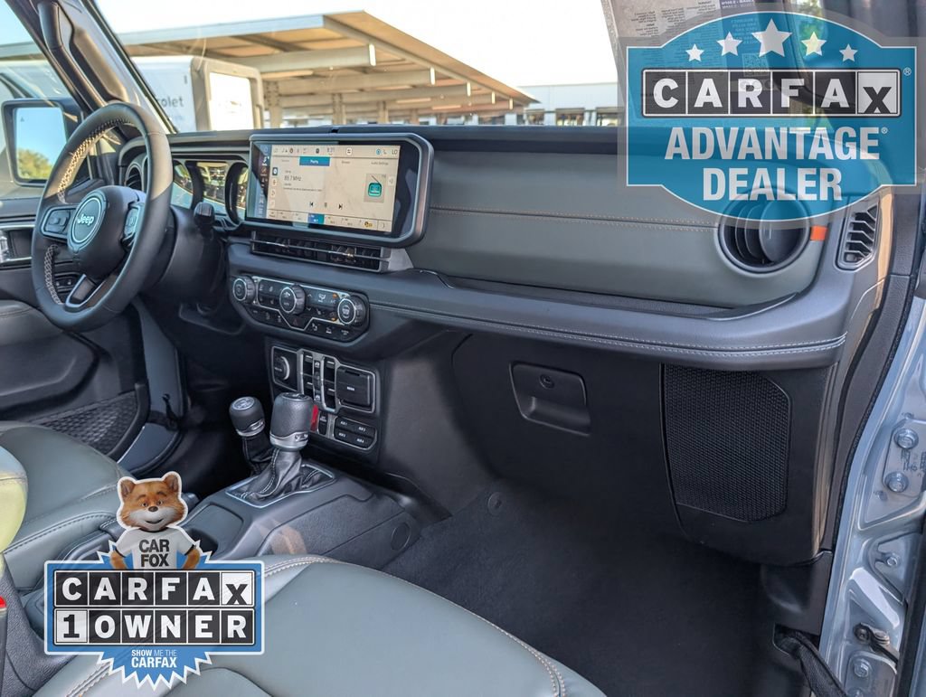 Used 2025 Jeep Gladiator Mojave AWD/4WD image 25