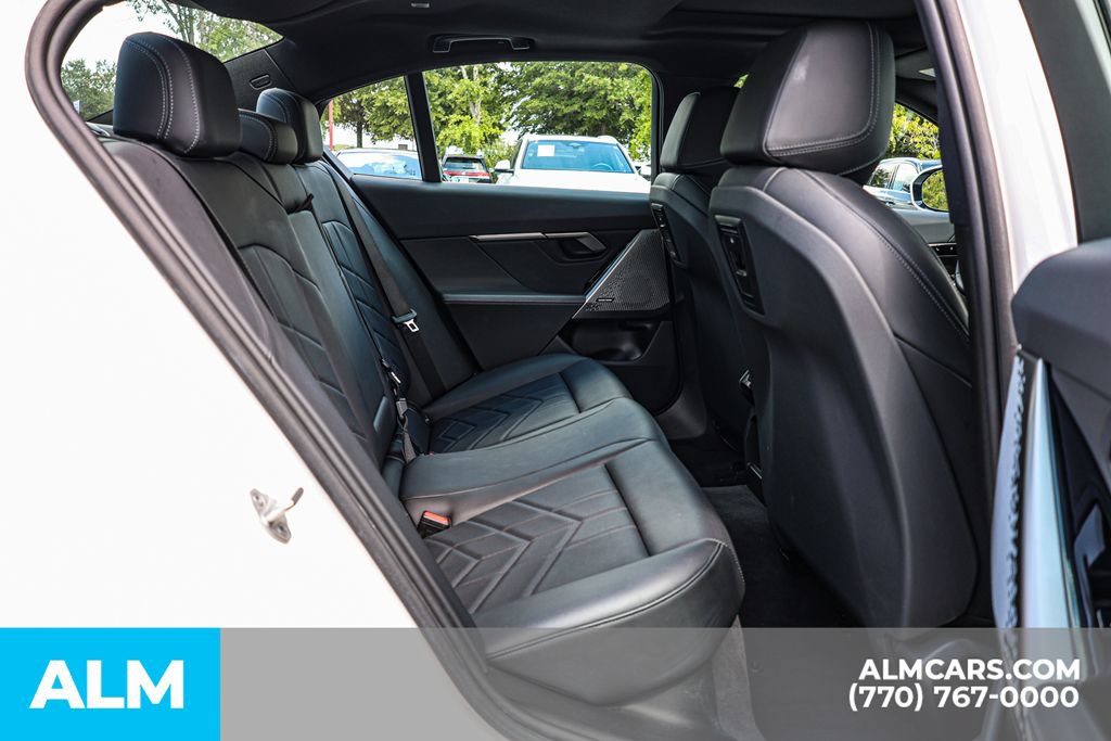 Used 2026 BMW 530i RWD image 21