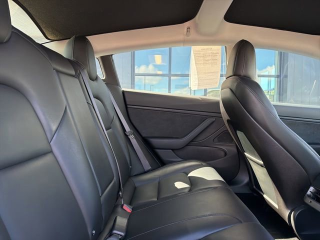 Used 2018 Tesla Model 3 Mid Range RWD image 14