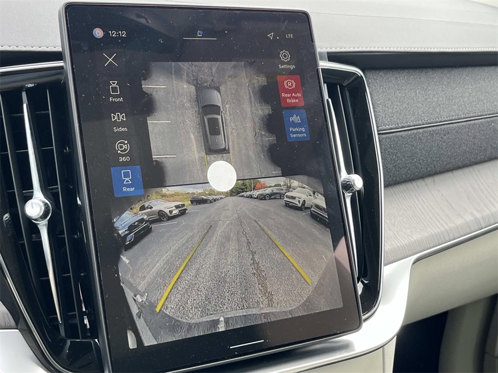 New 2026 Volvo XC90 B6 Ultra image 29