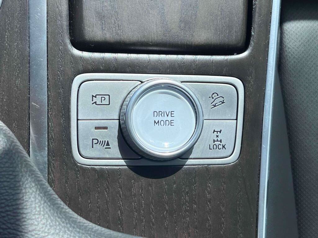 Used 2021 Genesis GV80 2.5T AWD/4WD image 30