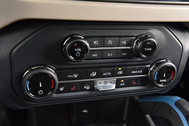 Used 2022 Ford Bronco Wildtrak AWD/4WD image 13
