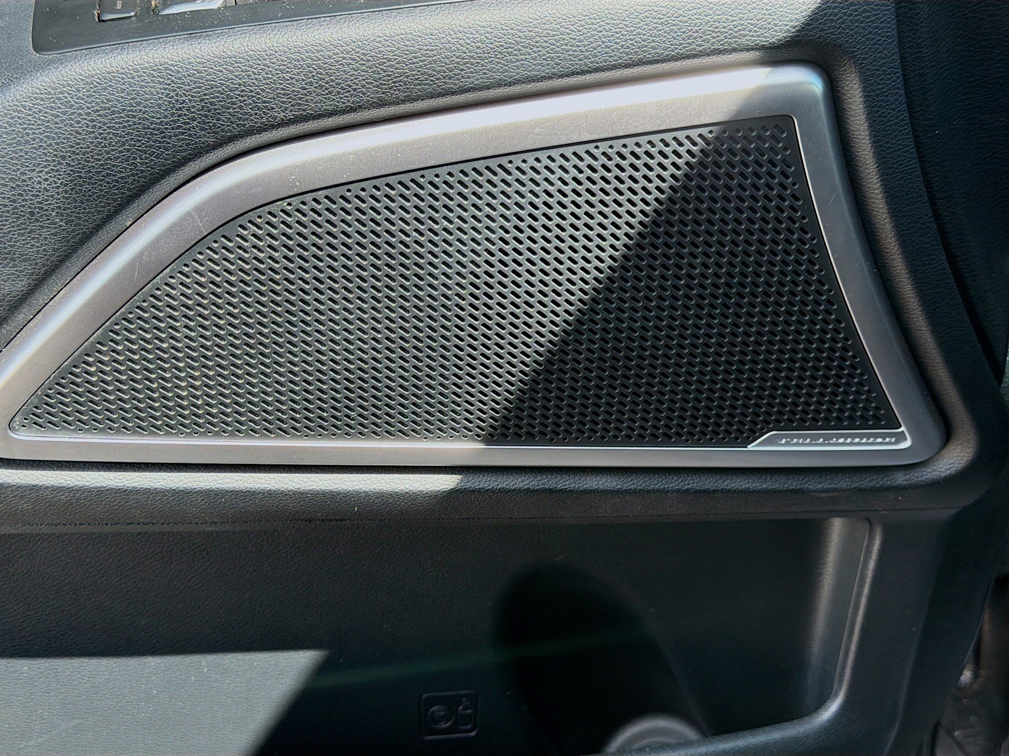 Used 2024 Kia Telluride S w/ S Sunroof Package image 25