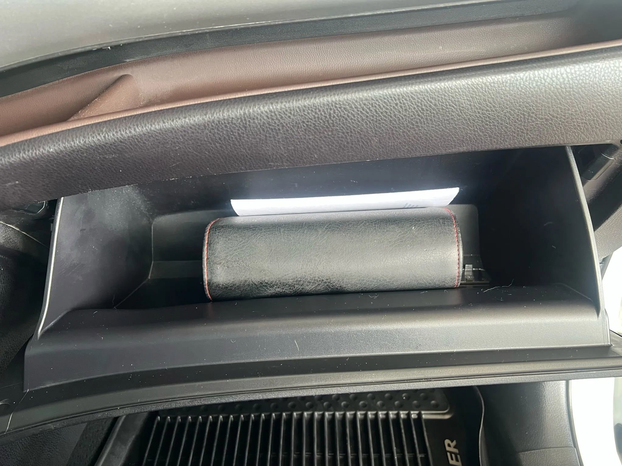 Used 2019 Toyota Highlander SE image 36