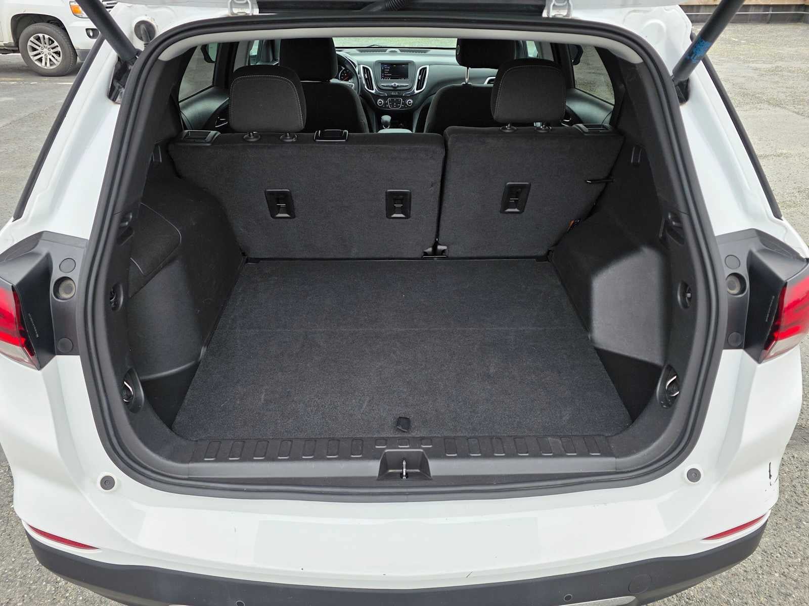 Used 2024 Chevrolet Equinox LT AWD/4WD image 13