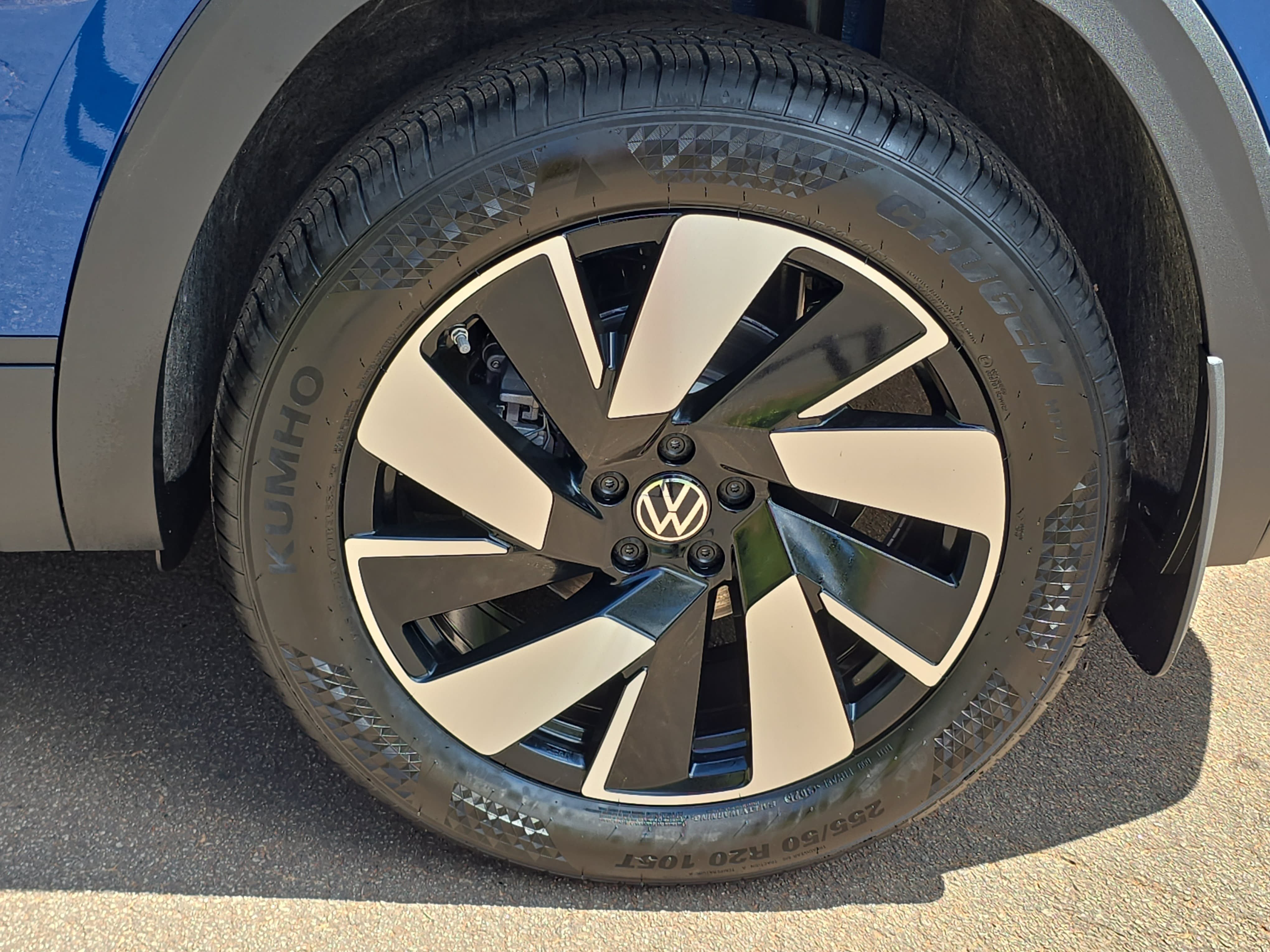 New 2026 Volkswagen Atlas Cross Sport SE AWD/4WD image 34