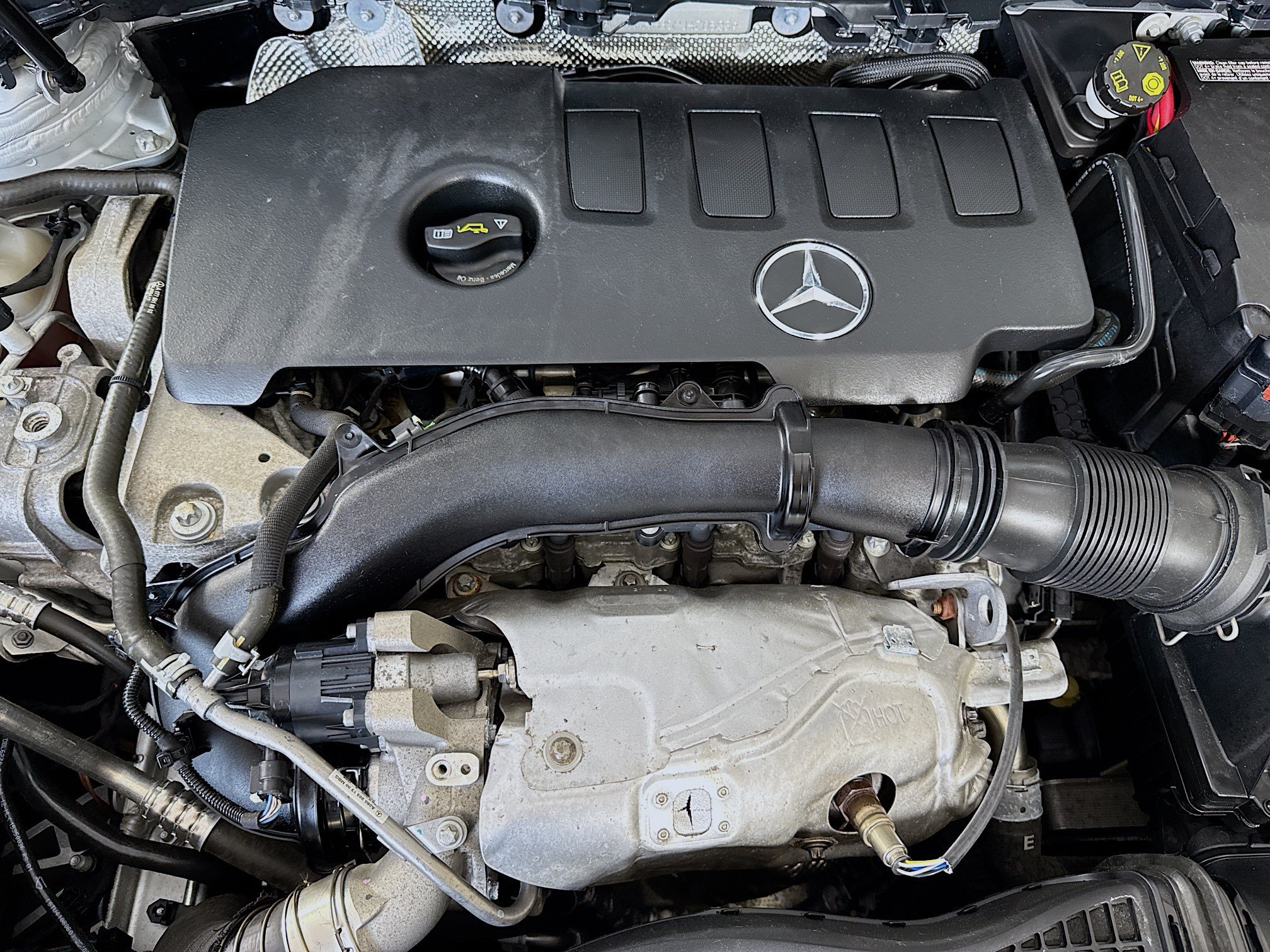 Used 2023 Mercedes-Benz GLA 250 4MATIC w/ Premium Package image 39