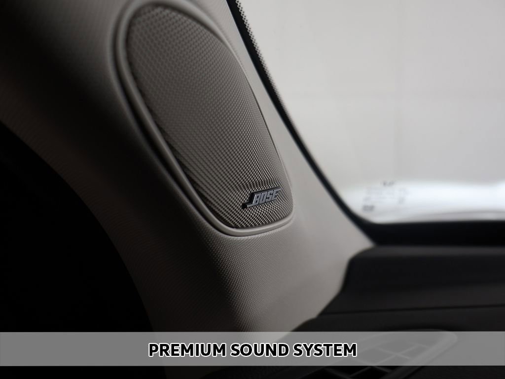 Used 2023 Honda Pilot Touring image 5