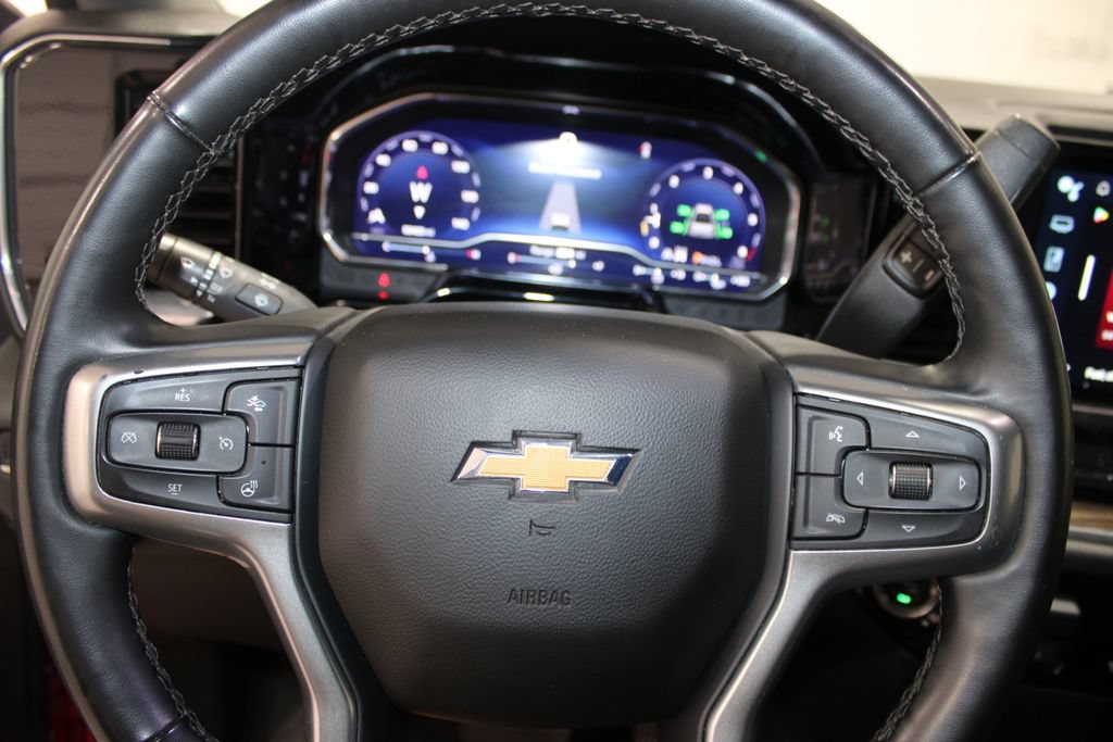 Used 2025 Chevrolet Silverado 1500 LT AWD/4WD image 41