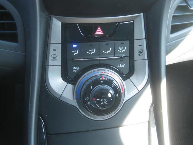 Used 2013 Hyundai Elantra GLS image 18