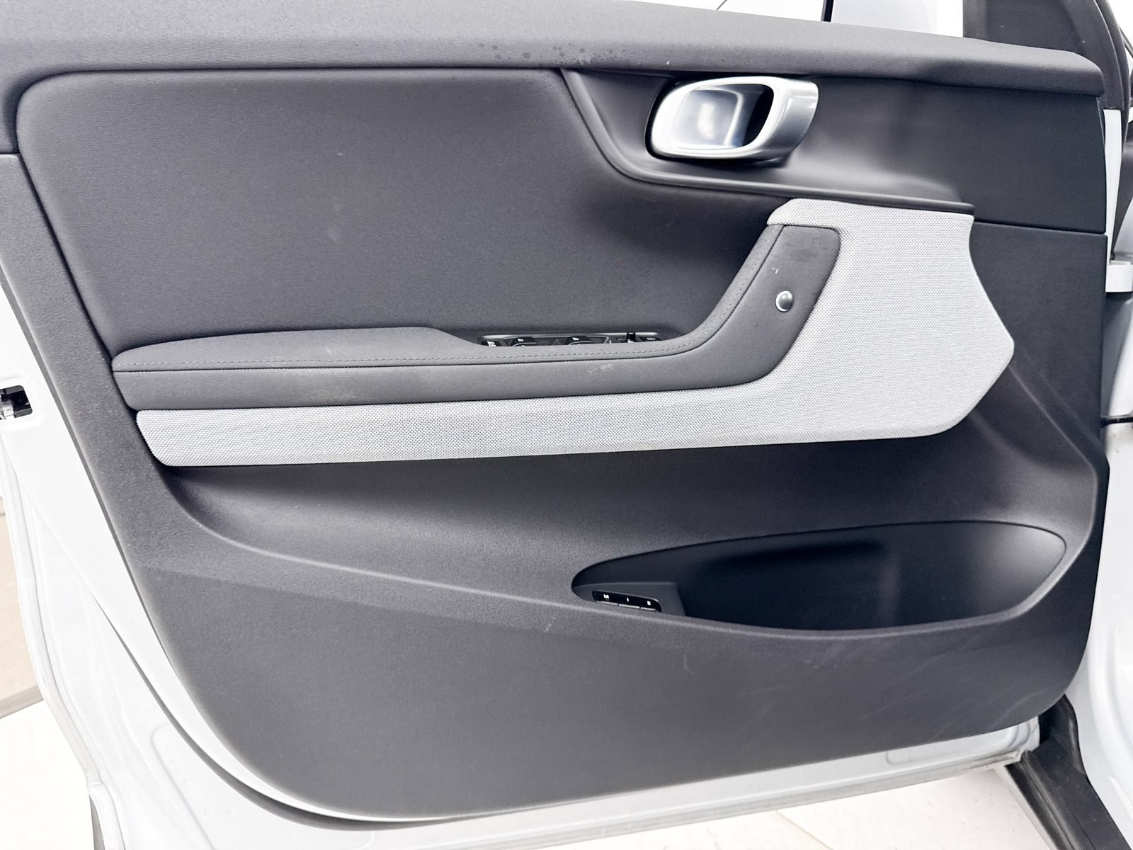 Used 2023 Polestar Polestar 2 FWD image 26