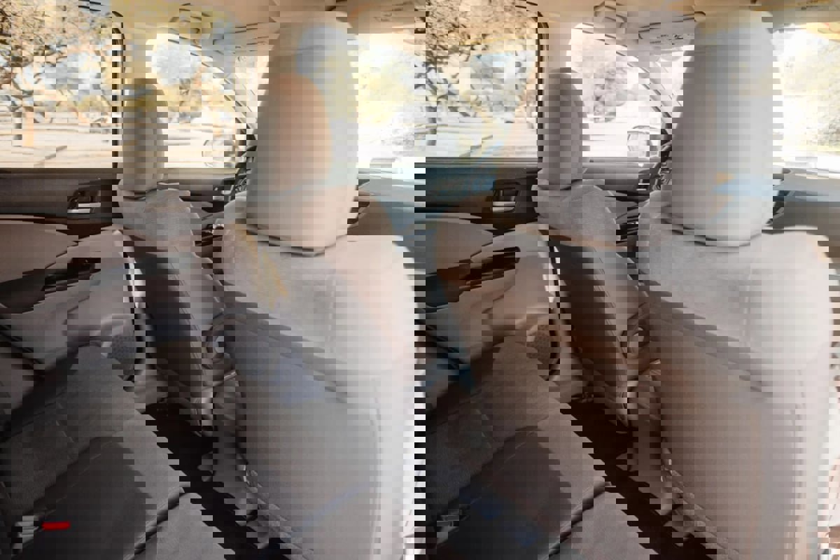 Used 2013 Honda CR-V LX image 32