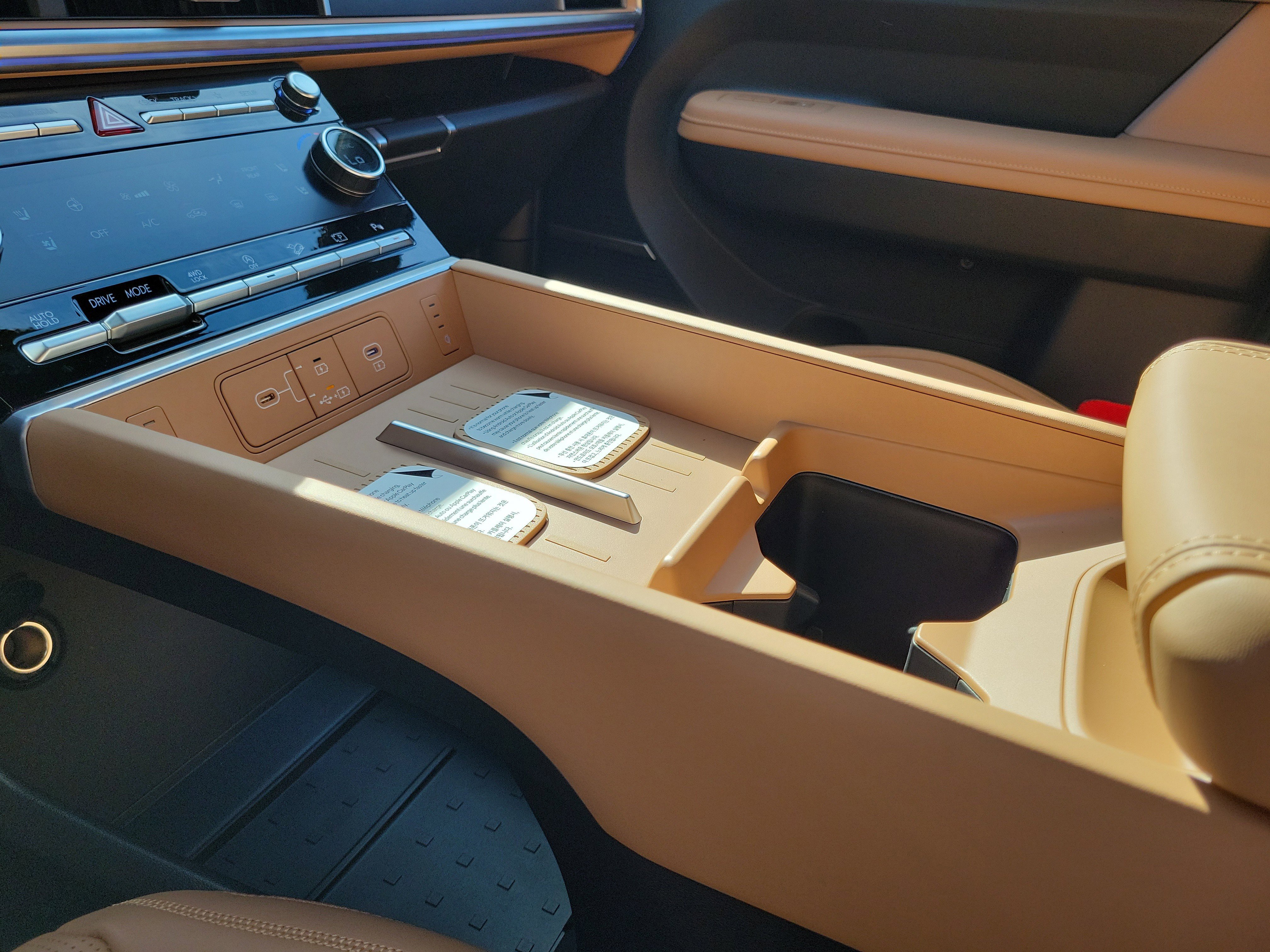 New 2026 Hyundai Santa Fe Calligraphy w/ Tow & Go Package image 29