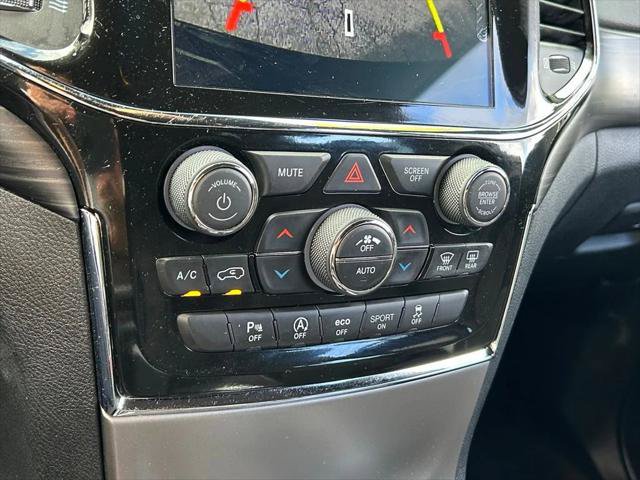Certified 2022 Jeep Grand Cherokee Laredo E RWD image 26
