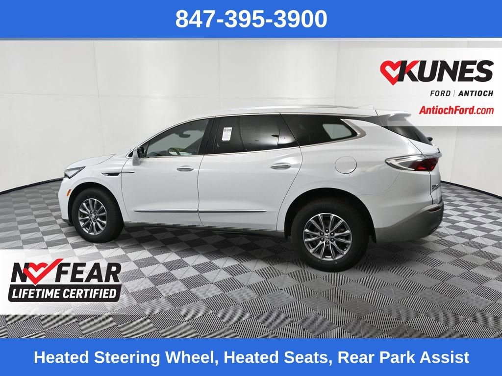 Used 2024 Buick Enclave Premium image 7