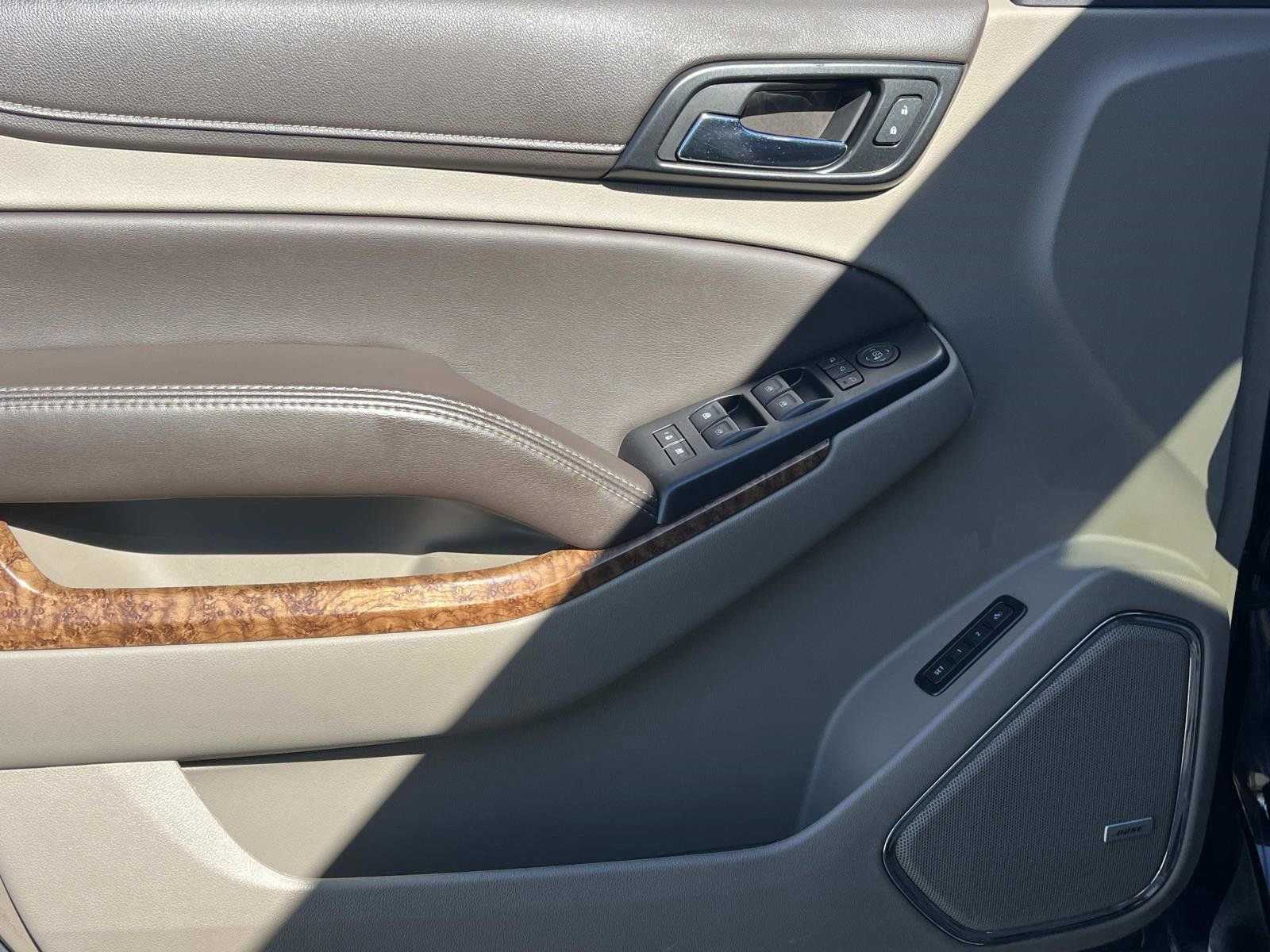 Used 2018 Chevrolet Suburban Premier image 21