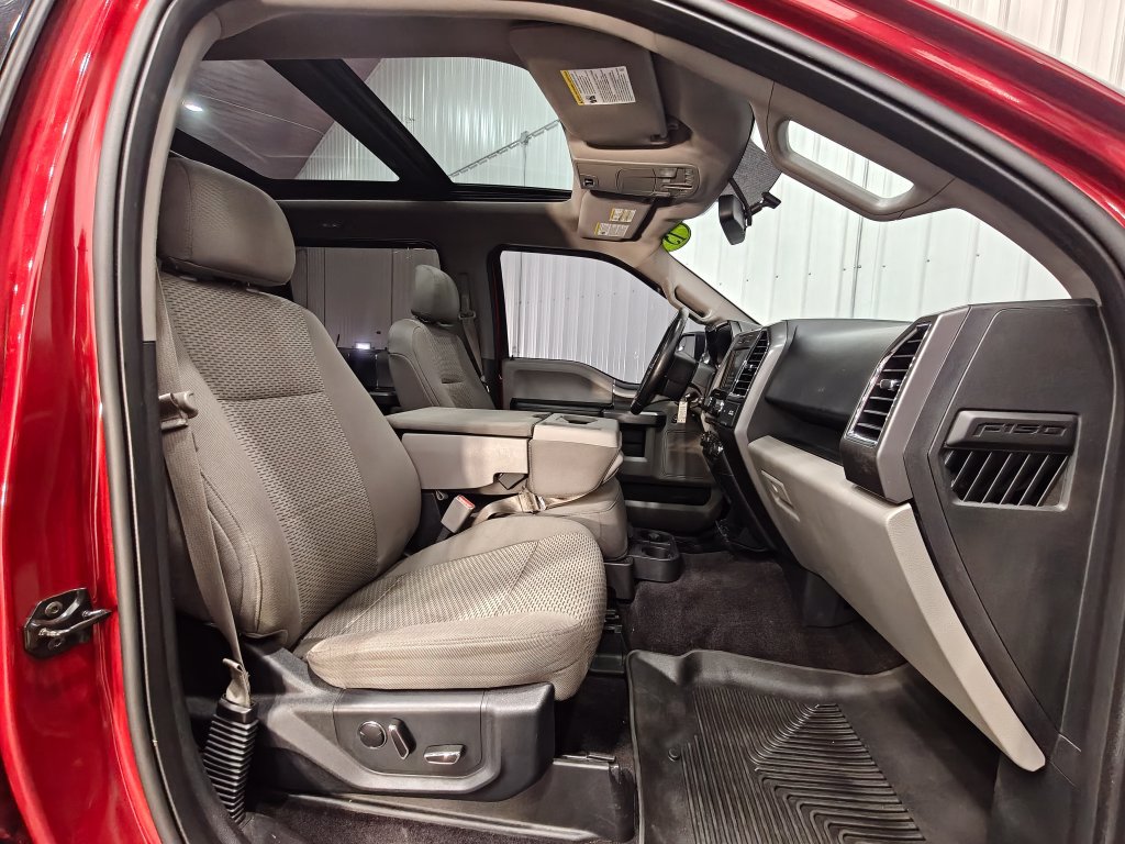 Used 2015 Ford F150 XLT w/ Equipment Group 302A Luxury AWD/4WD image 30