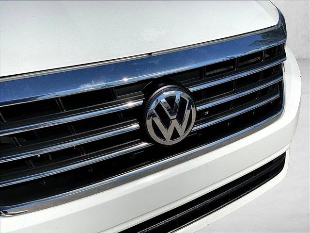 Used 2020 Volkswagen Passat 2.0T S image 30