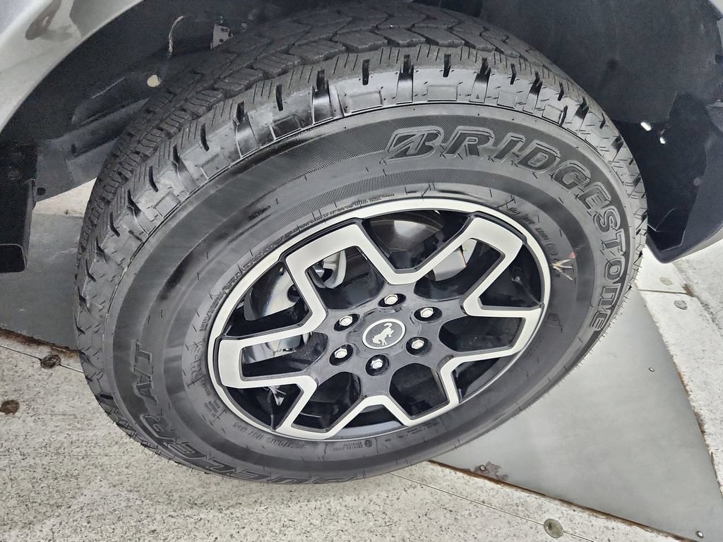 Used 2024 Ford Bronco Outer Banks AWD/4WD image 37