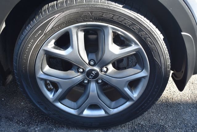 Used 2019 Kia Sorento EX image 49