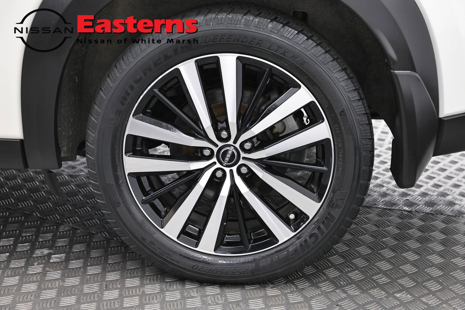 Used 2023 Nissan Pathfinder Platinum AWD/4WD image 35