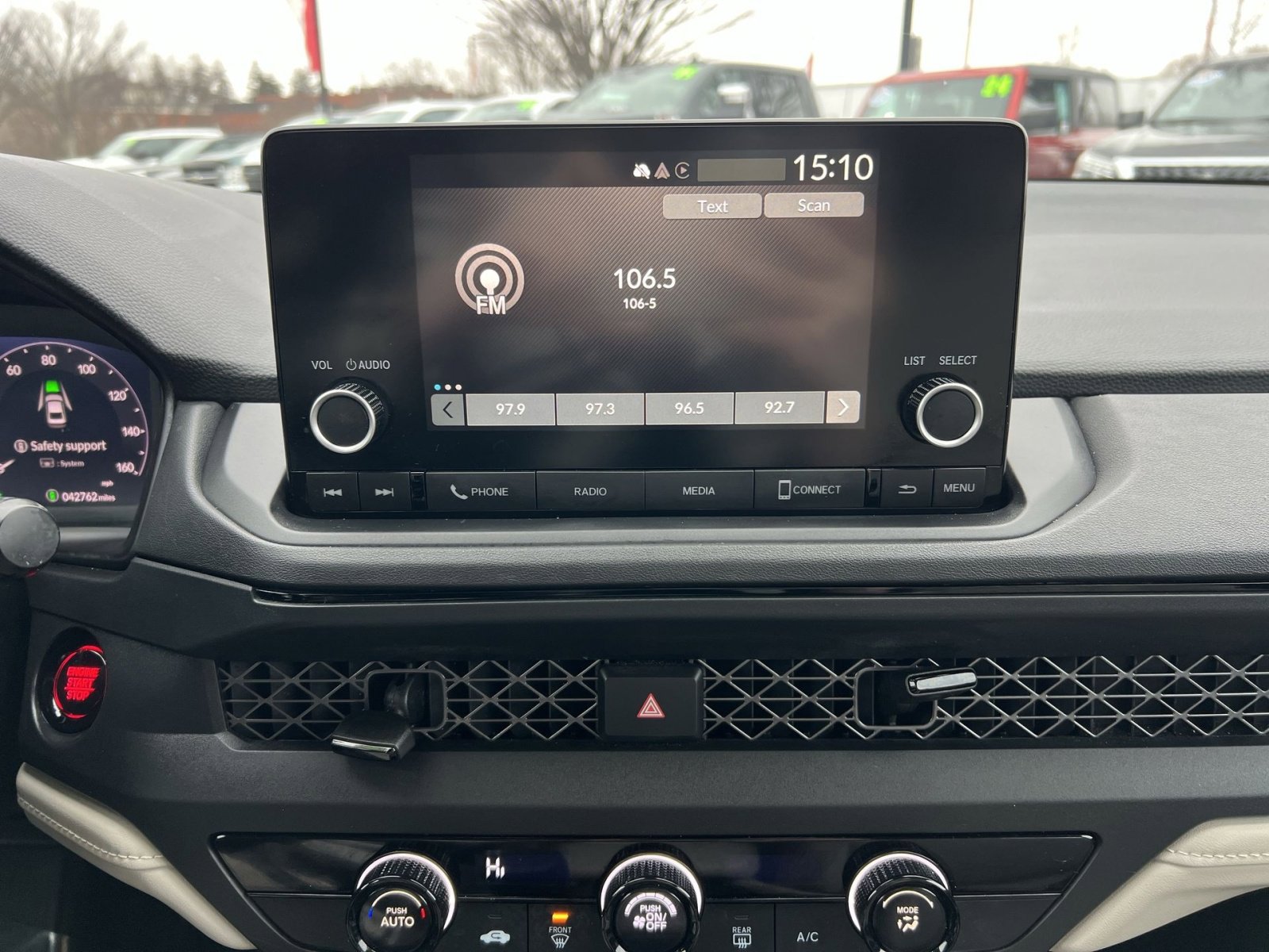 Used 2023 Honda Accord LX image 17