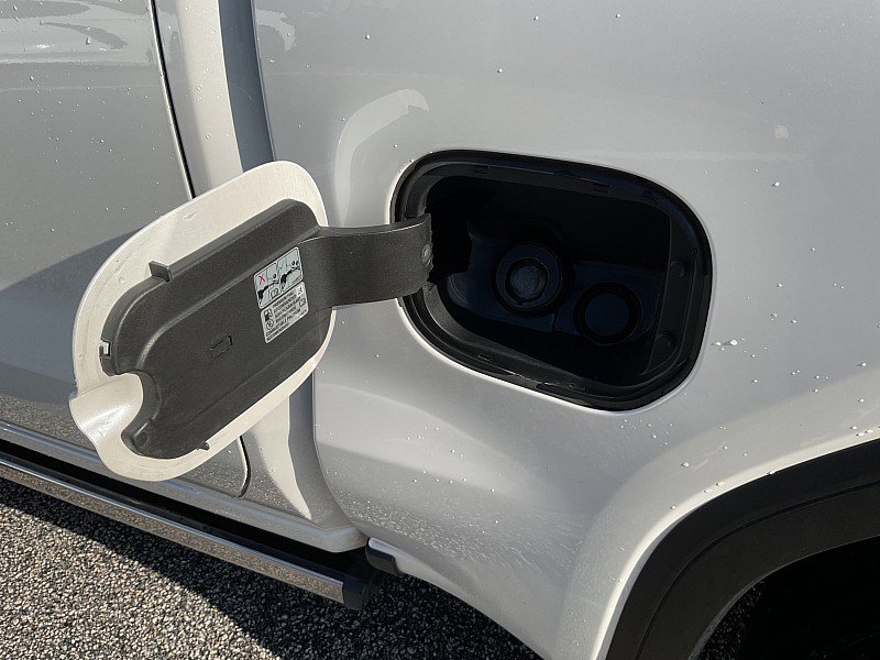 Certified 2024 GMC Sierra 1500 Denali Ultimate image 31