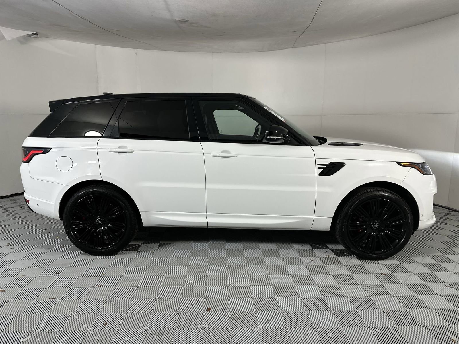 Used 2022 Land Rover Range Rover Sport HSE Dynamic AWD/4WD image 9
