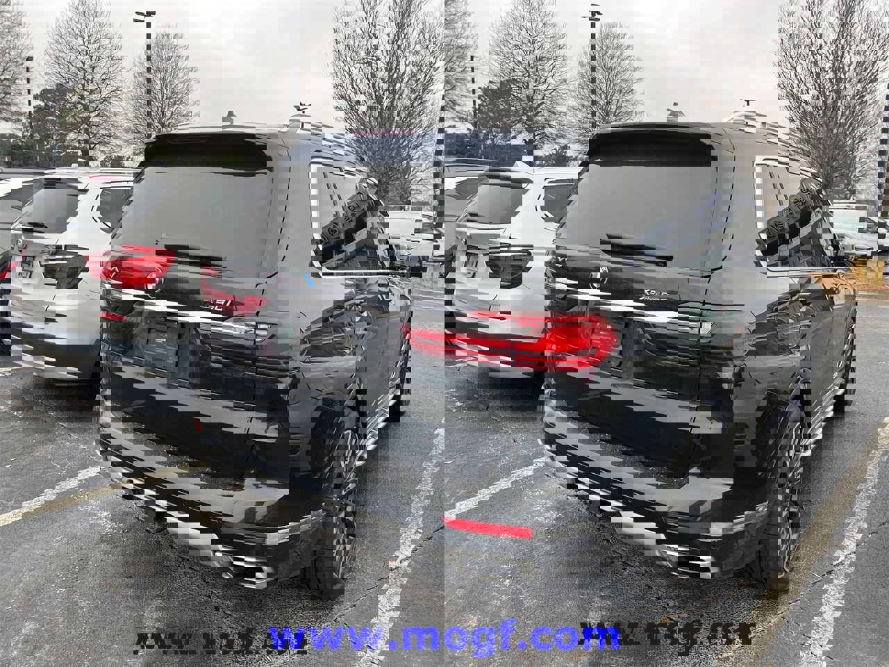 Used 2019 BMW X7 xDrive50i w/ Executive Package image 3