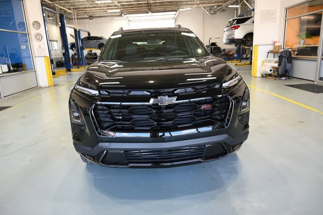 New 2026 Chevrolet Equinox RS FWD image 2