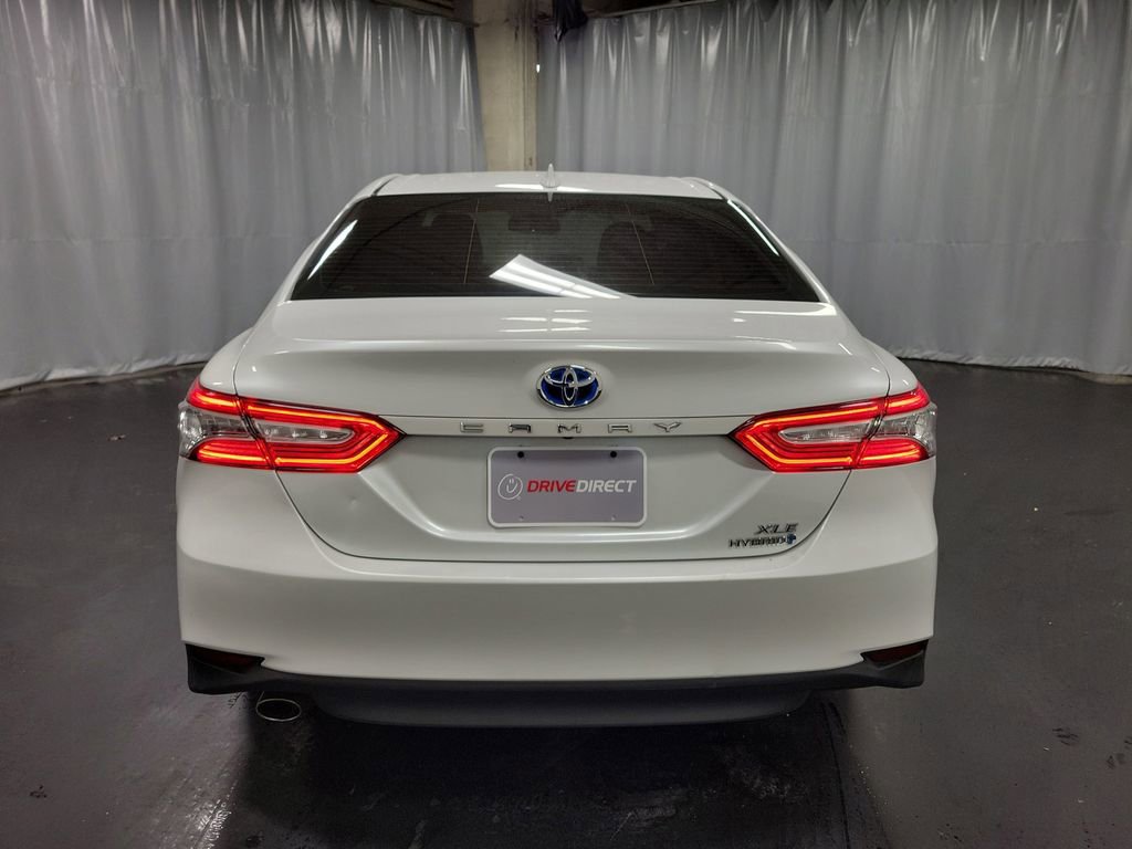 Used 2020 Toyota Camry XLE image 7
