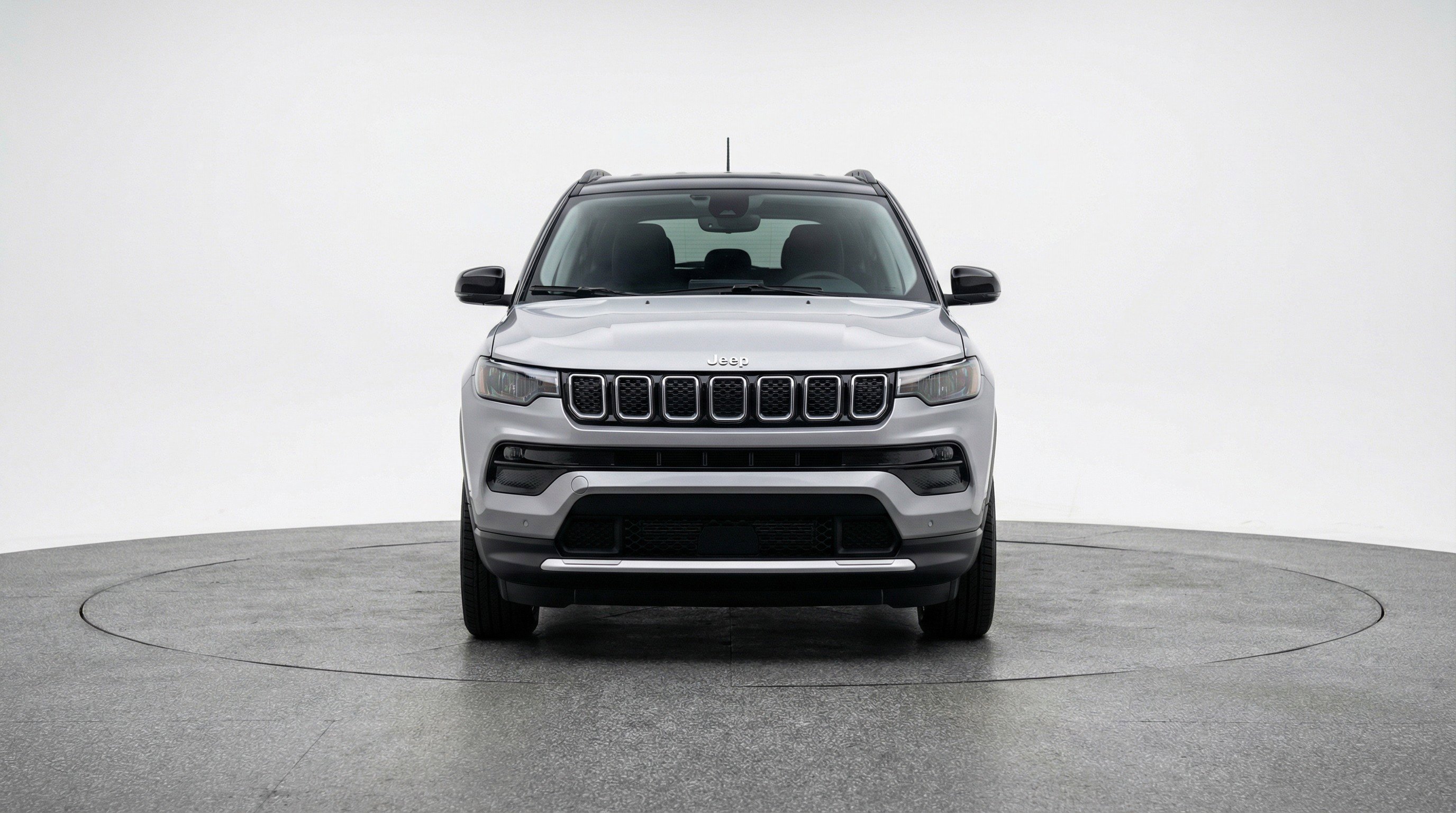Used 2025 Jeep Compass Limited AWD/4WD image 2