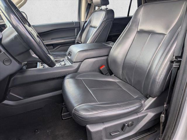 Used 2024 Ford Expedition Max XLT image 10