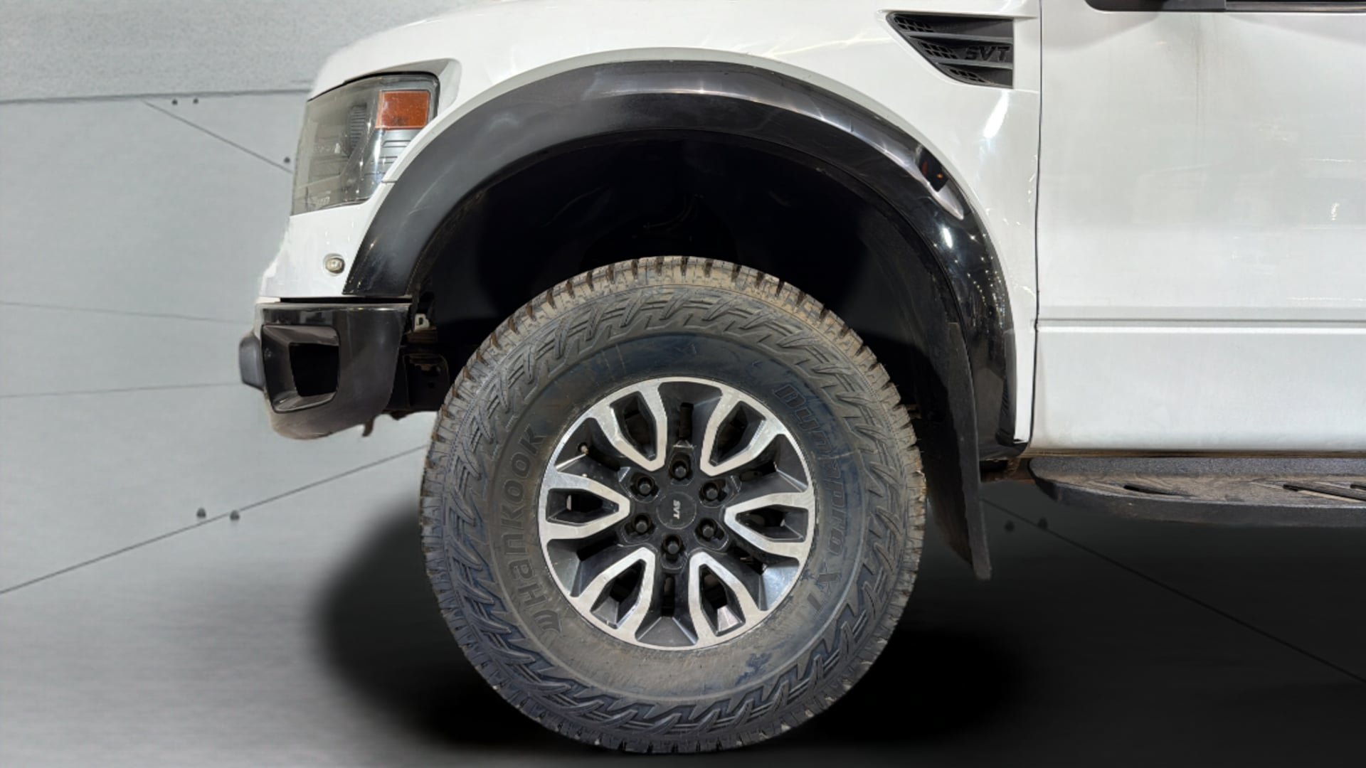 Used 2013 Ford F150 Raptor w/ Luxury Equipment Group AWD/4WD image 36