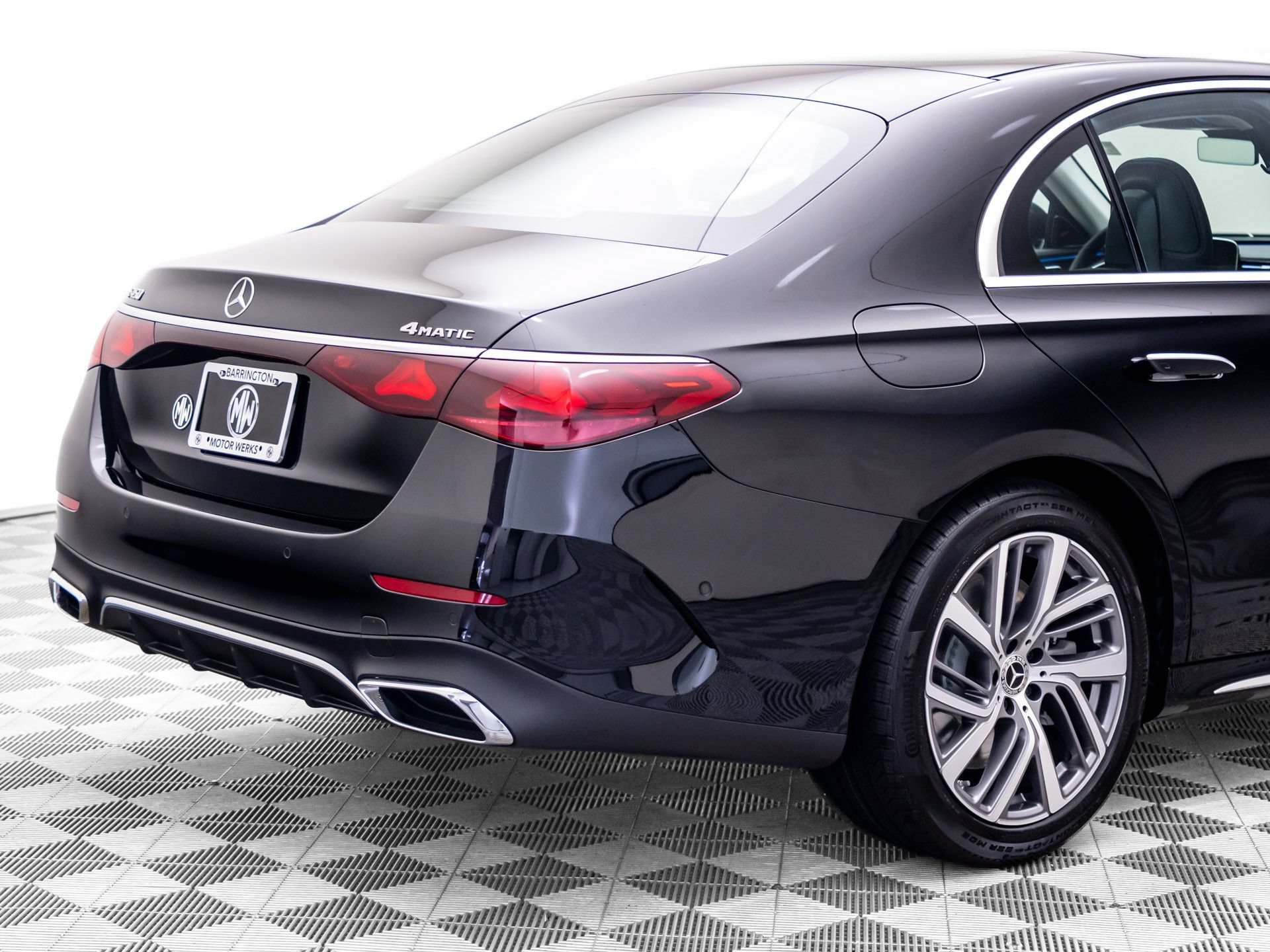 New 2027 Mercedes-Benz E 450 4MATIC Sedan image 34