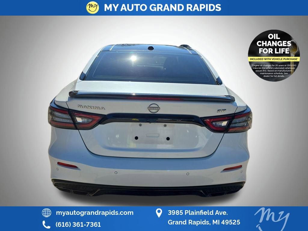Used 2023 Nissan Maxima SR w/ Sport Mat Group image 6
