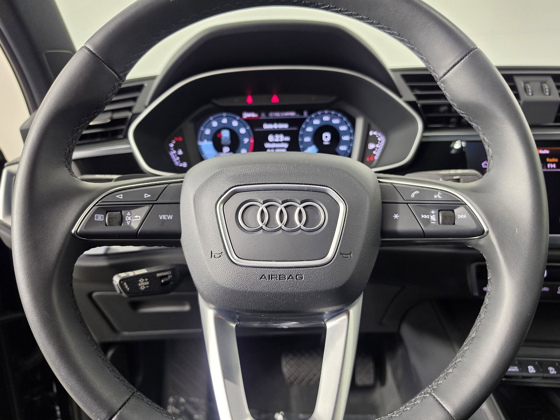 Certified 2025 Audi Q3 2.0T Premium w/ Convenience Package AWD/4WD image 24