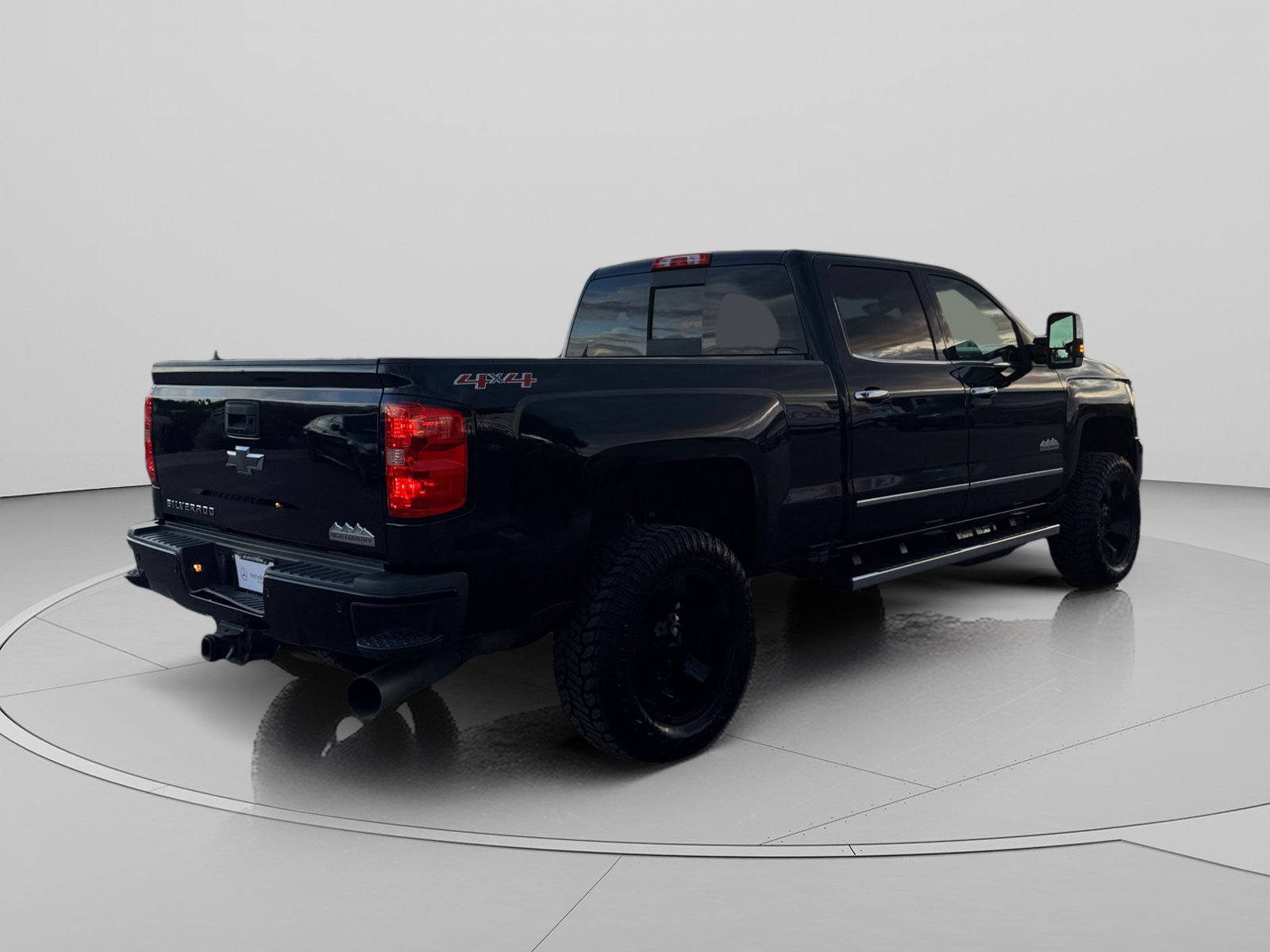 Used 2017 Chevrolet Silverado 3500 High Country w/ Duramax Plus Package AWD/4WD image 5